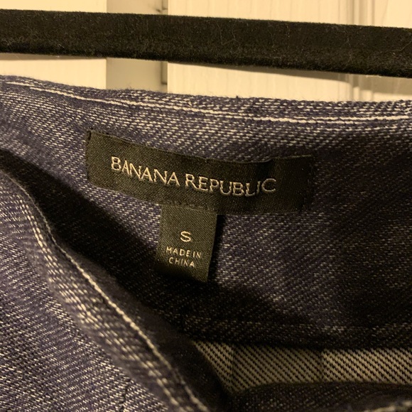 Banana Republic cute sleeveless top - Picture 3 of 5